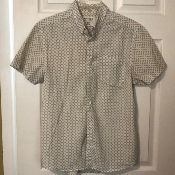 Boys Guess short sleeve breast pocket, unique design size Medium - Picture 1 of 6